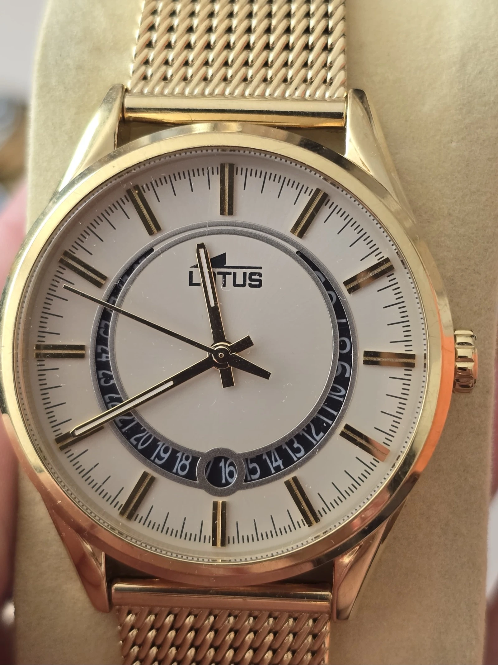 Reloj LOTUS para hombre - Modelo 15976 - Dorado / Oro - Brazalete de malla – photo 2